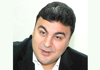 ياسر عبدالعزيز